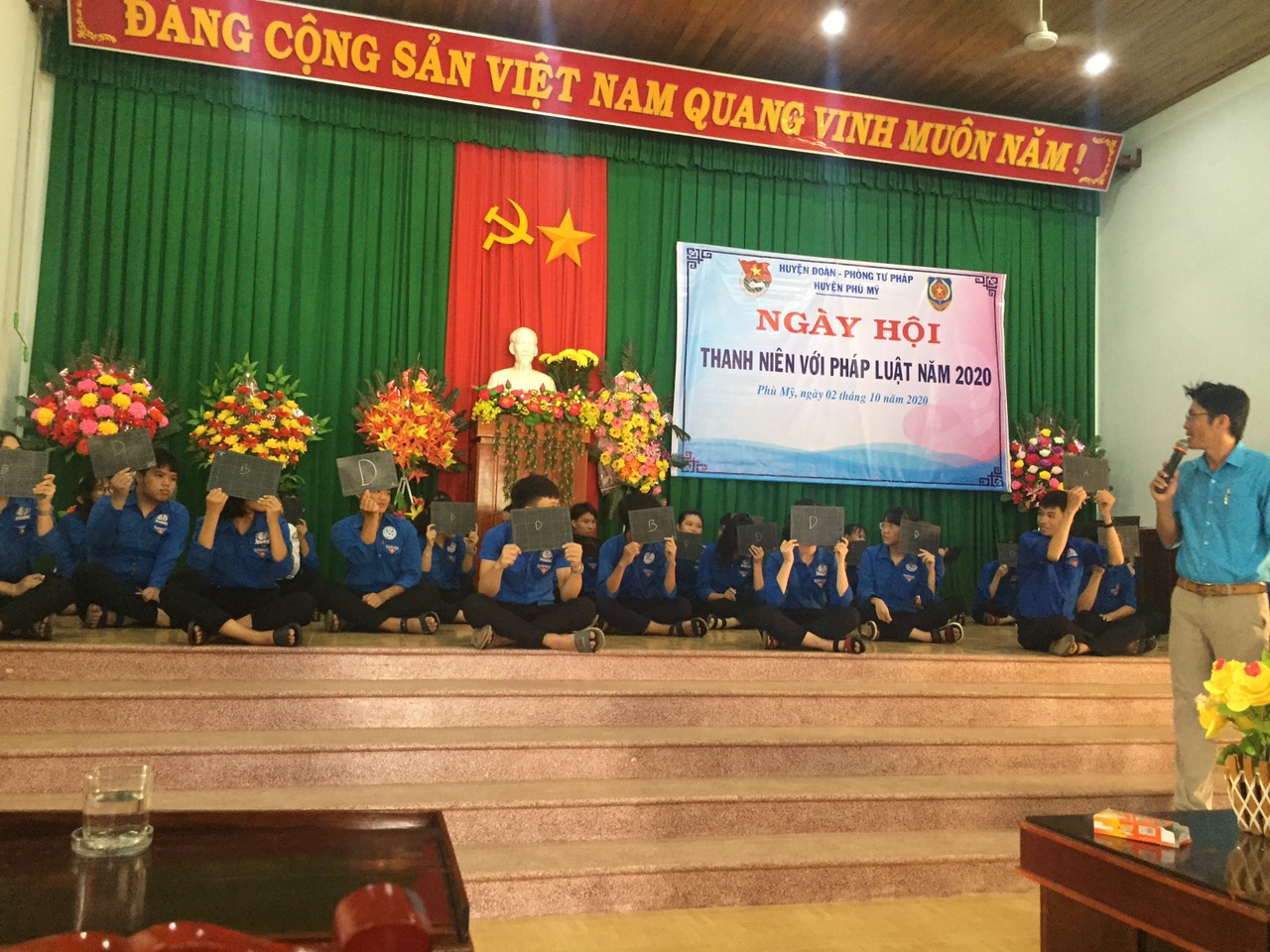 Một số hình ảnh tại ngày hội “Thanh niên với háp luật” huyện Phù Mỹ