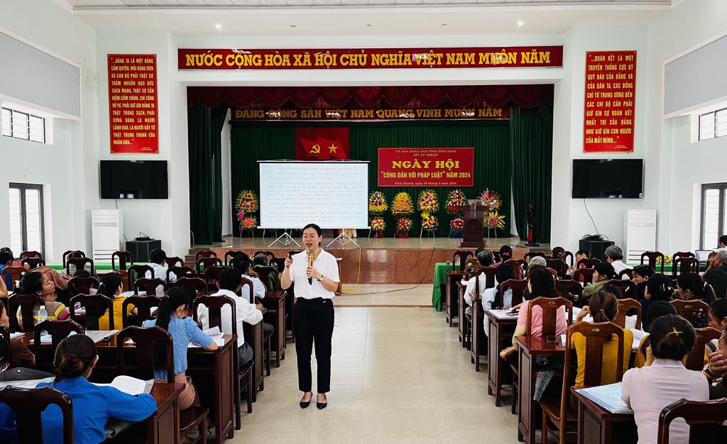 Hơn 200 hội viên, đoàn viên tham gia Ngày hội “Công dân với pháp luật” tại huyện Vĩnh Thạnh